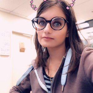 Meet your Posher, Jasmine